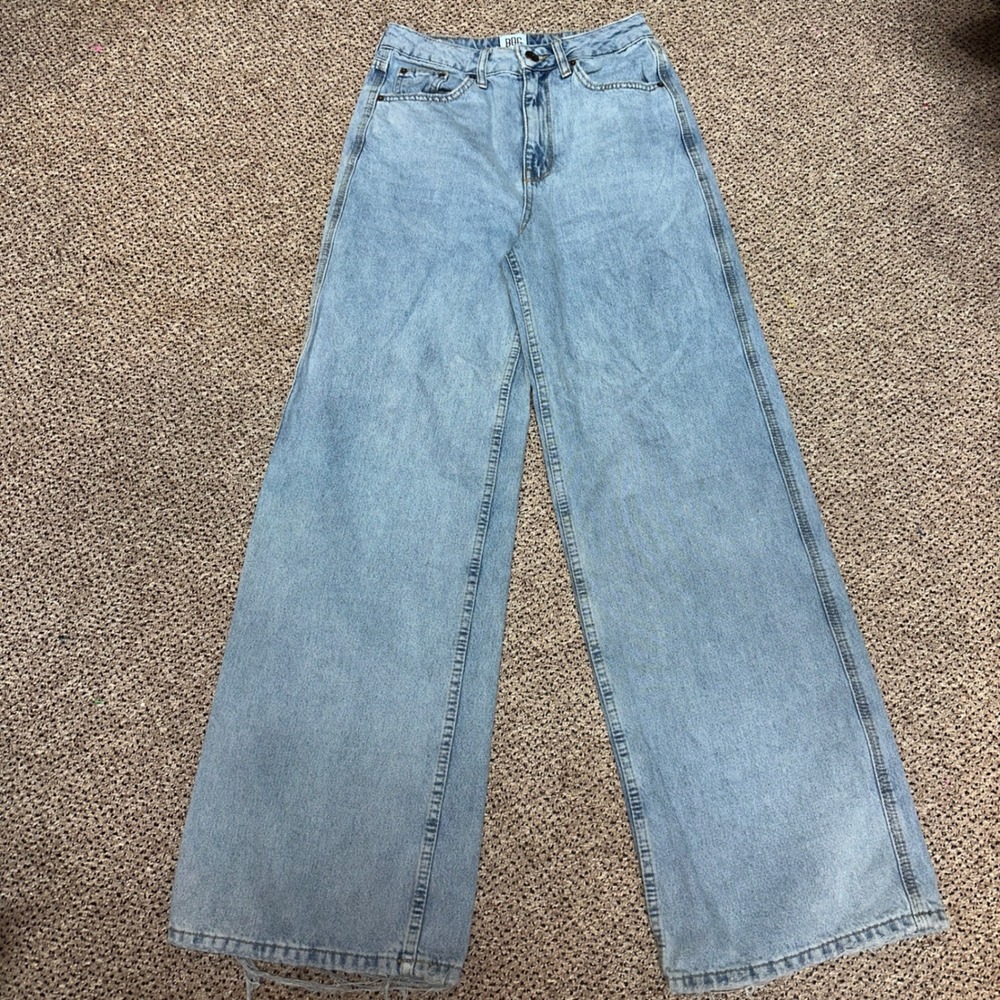 BDG Urban Outfitters Puddle Jeans Light Wash Wide Leg High Rise Denim 26x32